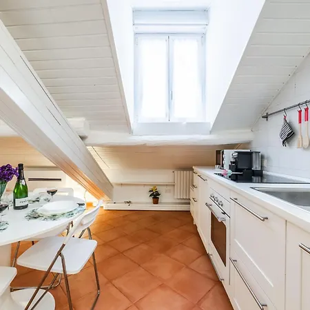 The White Jungle - San Babila Attic Apartment Milan Exterior photo