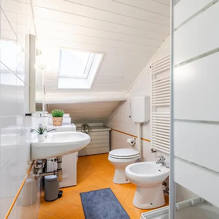 The White Jungle - San Babila Attic Apartment Milan Exterior photo