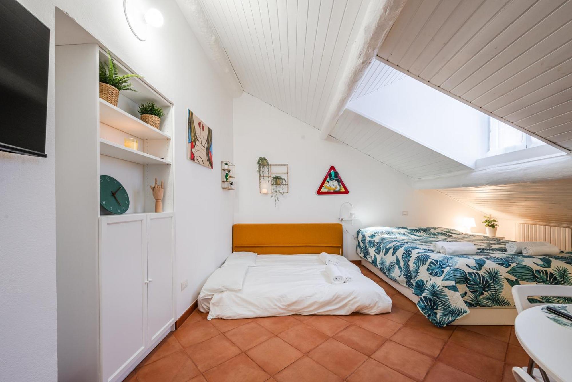 The White Jungle - San Babila Attic Apartment Milan