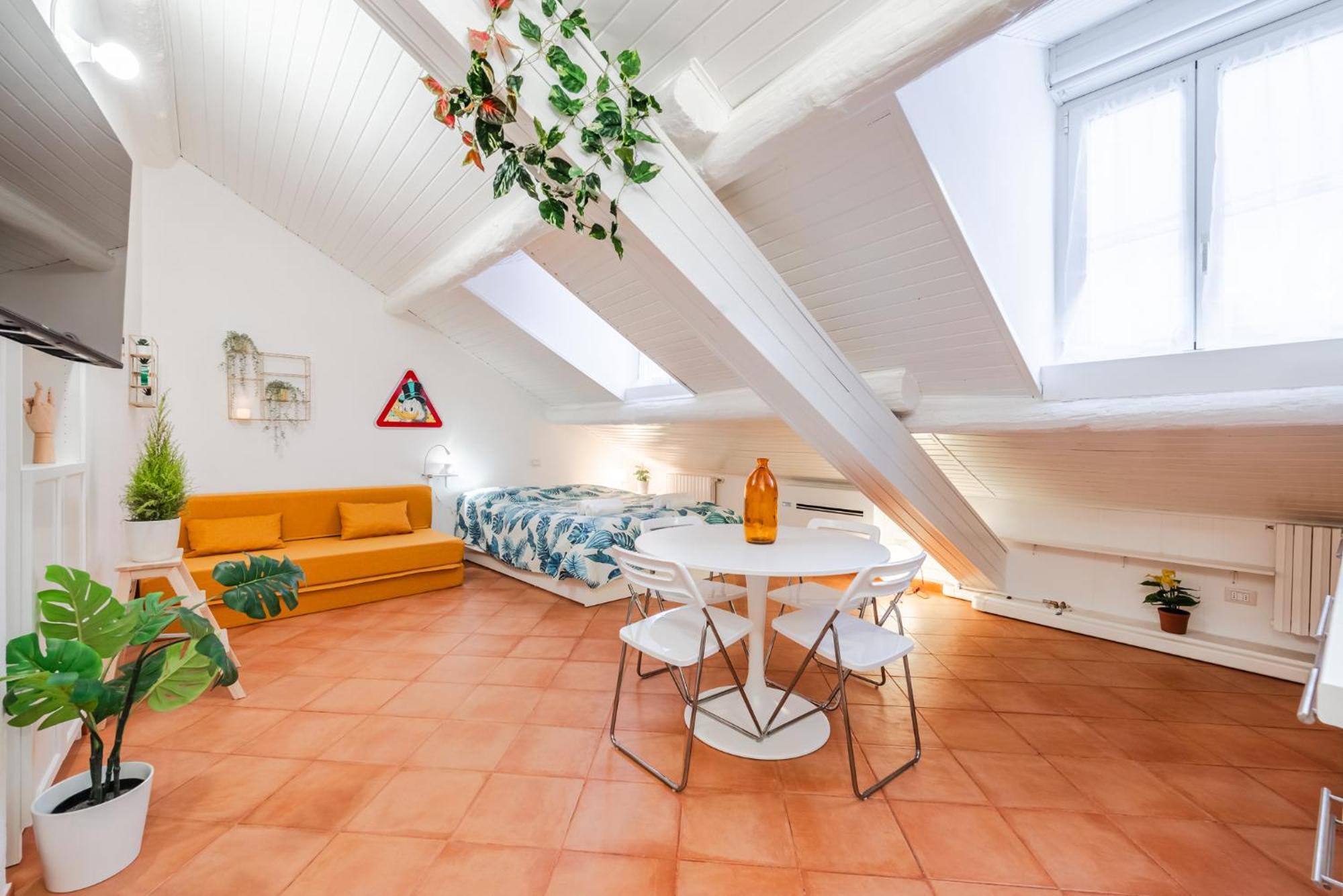The White Jungle - San Babila Attic Apartment