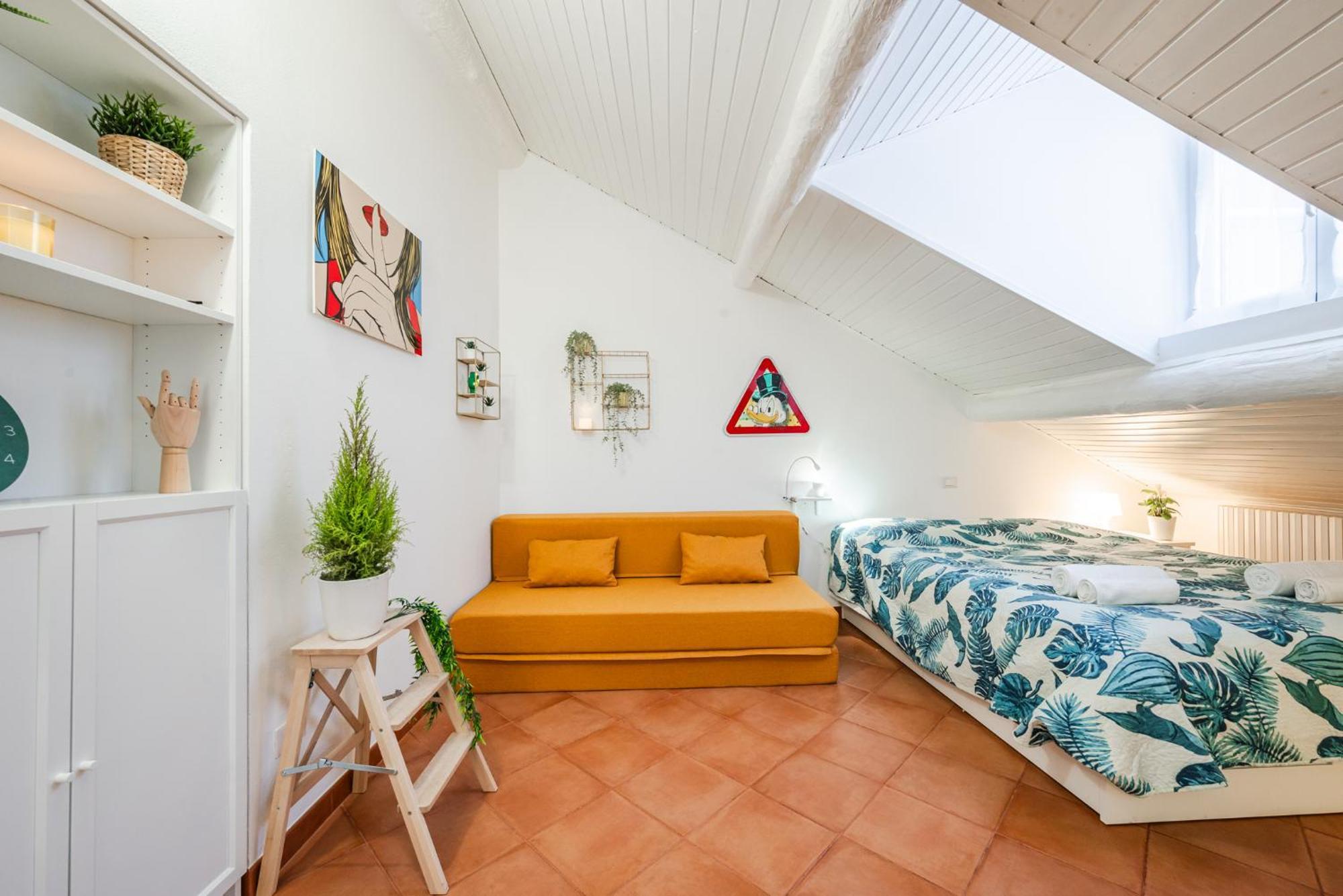Apartment The White Jungle - San Babila Attic *